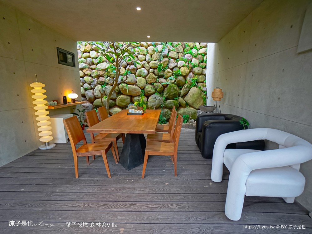 葉子祕境 南投埔里民宿 森林住宿 villa 豪華懶人露營 一泊二食 飯店 netflix disney 日月潭 早餐 晚餐