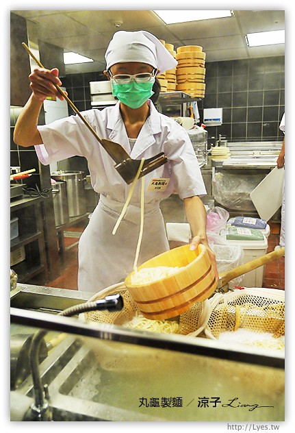 台中-丸龜製麵(新光三越)-雖然來自日本,但可能人多失誤,麵Q度小失望