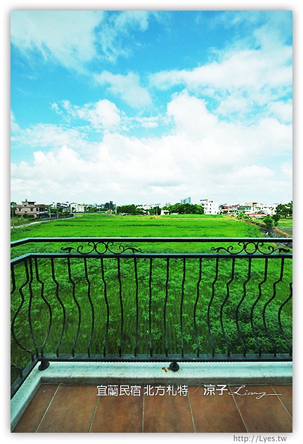 宜蘭民宿-北方札特(古堡館房間篇)-充滿木頭香氣的宜蘭城堡民宿