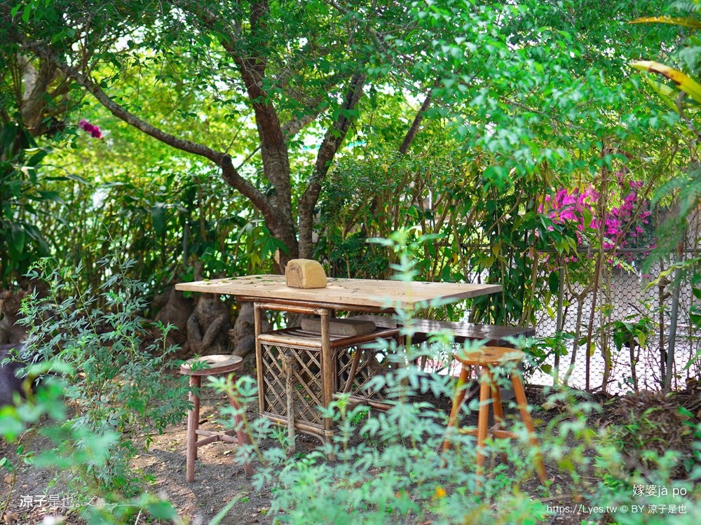 嫁婆咖啡 菜單 埔里秘境咖啡 南投森林系餐廳 樹屋 埔里庭園咖啡 蔬食 披薩 甜點