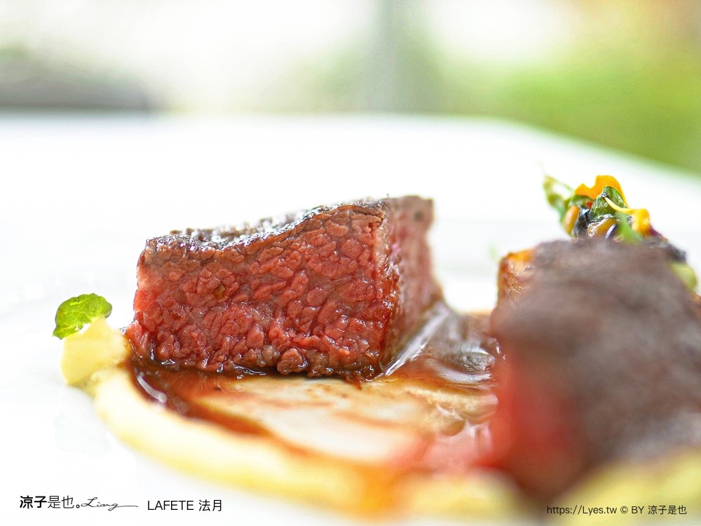 lafete．法月 菜單 台中 法式料理 約會慶生餐廳 玻璃屋 老宅 庭園餐廳 台中西區 景觀餐廳 午間套餐 晚餐 假日套餐 訂位