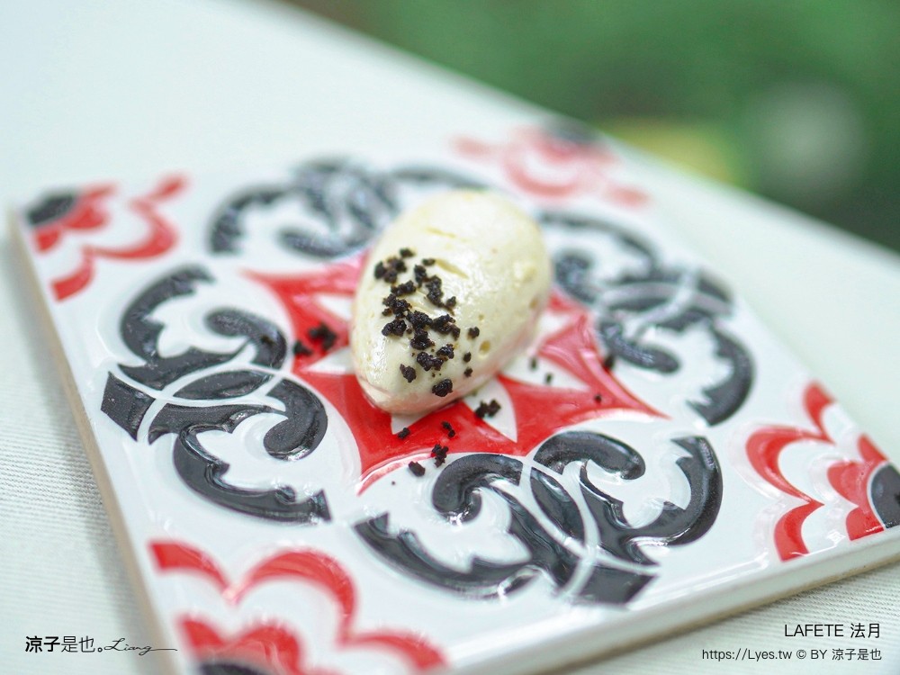 lafete．法月 菜單 台中 法式料理 約會慶生餐廳 玻璃屋 老宅 庭園餐廳 台中西區 景觀餐廳 午間套餐 晚餐 假日套餐 訂位