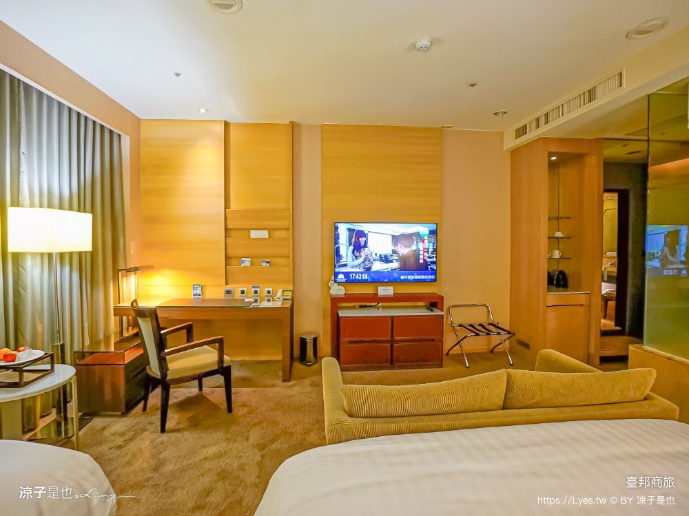 臺邦商旅 安平住宿推薦 房型 早餐 高CP值 台南親子住宿 空中花園 健身房 Gogoro