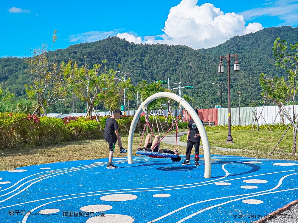 福興溫泉區親子共融公園 埔里 日式溫泉公園 南投景點 溫泉主題 埔里親子公園 泡腳池 攀爬網 沙坑 親子景點