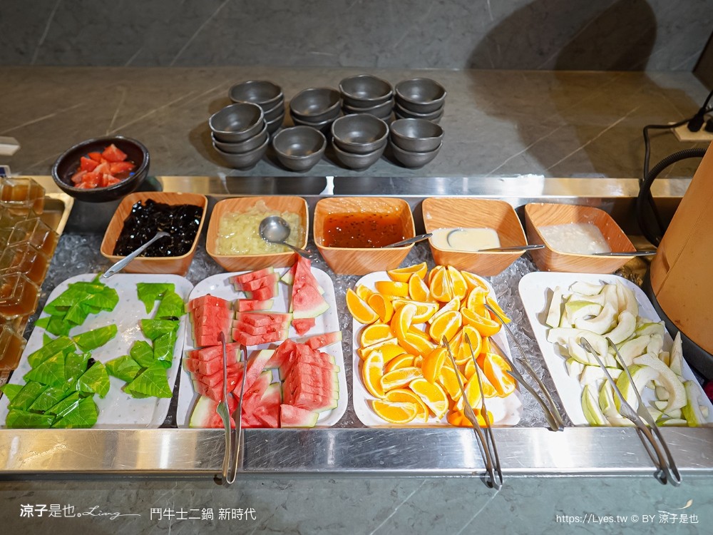 鬥牛士二鍋 菜單價位 台中 火鍋吃到飽 壽喜燒 台中新時代餐廳 生日 訂位 cp值 平價火鍋