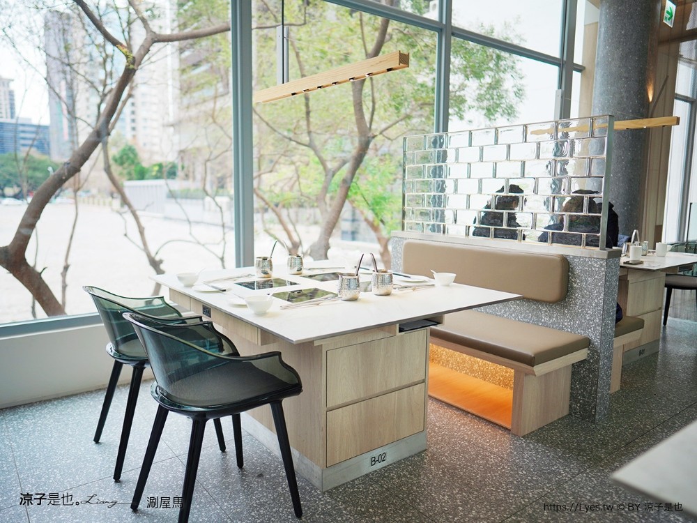 涮屋馬 菜單 新開幕 屋馬火鍋品牌 試營運 個人鍋物 和牛套餐 訂位 停車 台中火鍋餐廳 新光三越美食 和牛套餐 訂位 停車 台中火鍋餐廳 新光三越美食