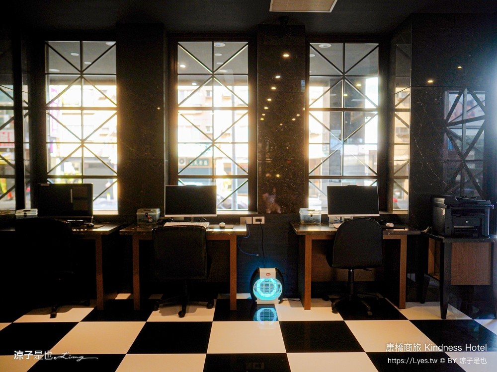 康橋商旅 康橋商旅覺民館 早餐 宵夜 吃到飽 房型 高雄康橋商旅 高雄住宿推薦 高雄平價飯店 親子飯店 kindness hotel