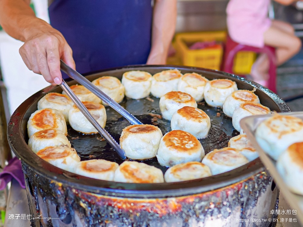 卓蘭水煎包 苗栗卓蘭美食小吃 高麗菜 韭菜 素食水煎包 食尚玩家推薦