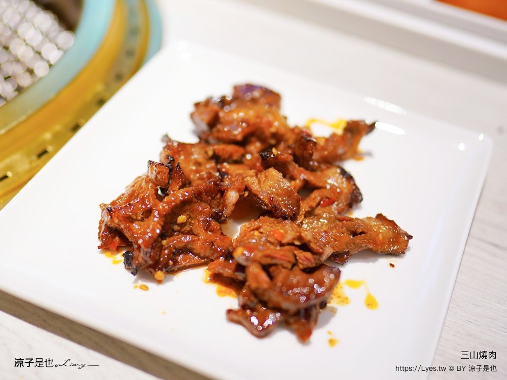 三山燒肉 輕井澤燒肉品牌 台中新開幕餐廳 訂位方式 菜單價位 日本和牛 烤肉餐廳 壽星 慶生優惠