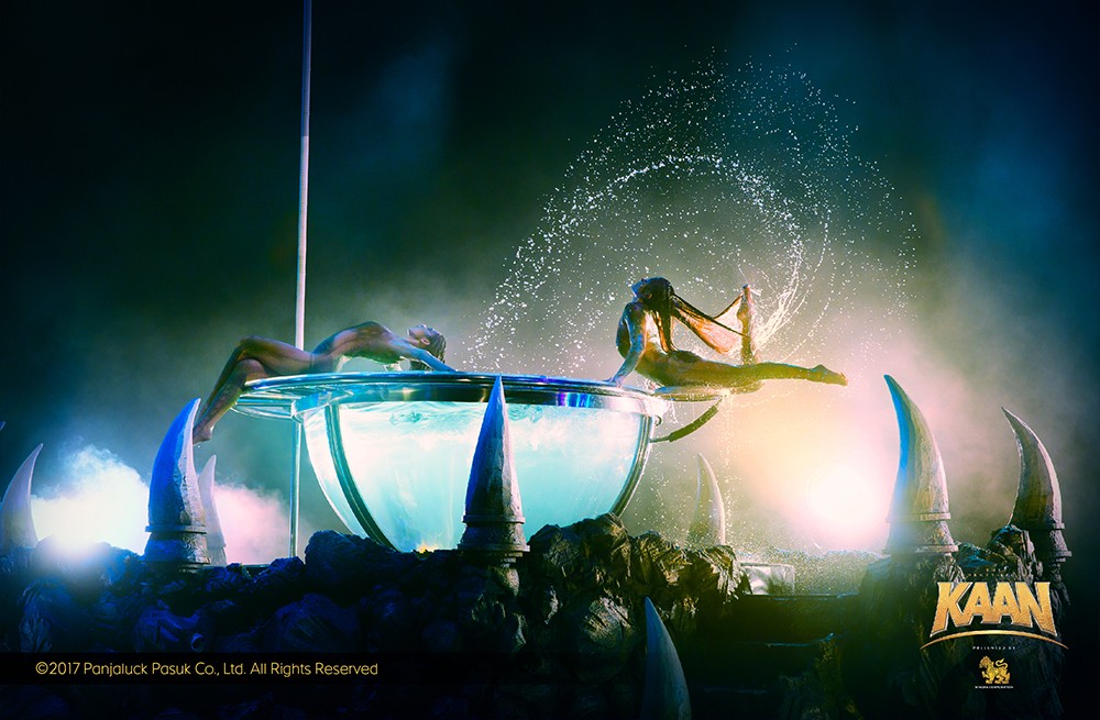 泰國-KAAN SHOW PATTAYA 芭達雅親子景點 結合4D投影、舞台、雜技的奇幻表演秀