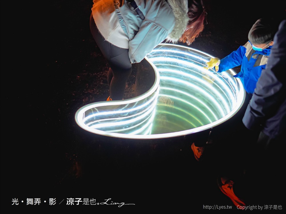 022臺灣國際光影藝術節 台中光影展 美術館光影藝術節 夜景 光‧舞弄‧影 戶外裝置藝術 IG打卡