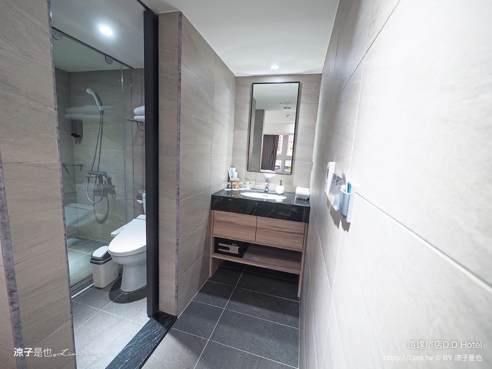 道達旅店 dd hotel 台南住宿 四人家庭房 cp值 河樂廣場 海安路 國華路 飯店 親子