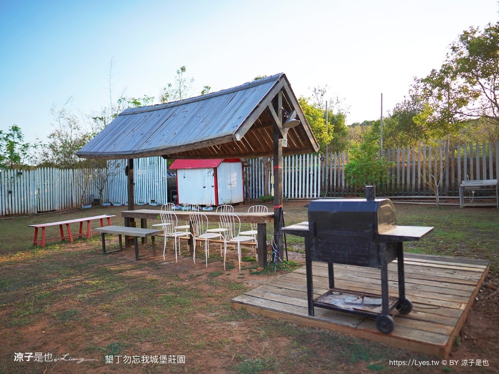 勿忘我城堡莊 包棟民宿 親子villa 寵物友善 海景房型 庭園草地