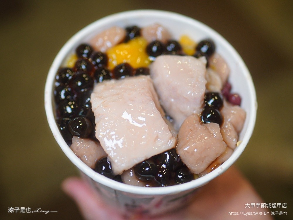 大甲芋頭城逢甲店 一心素食臭豆腐 逢甲夜市美食 逢甲排隊小吃 逢甲必吃