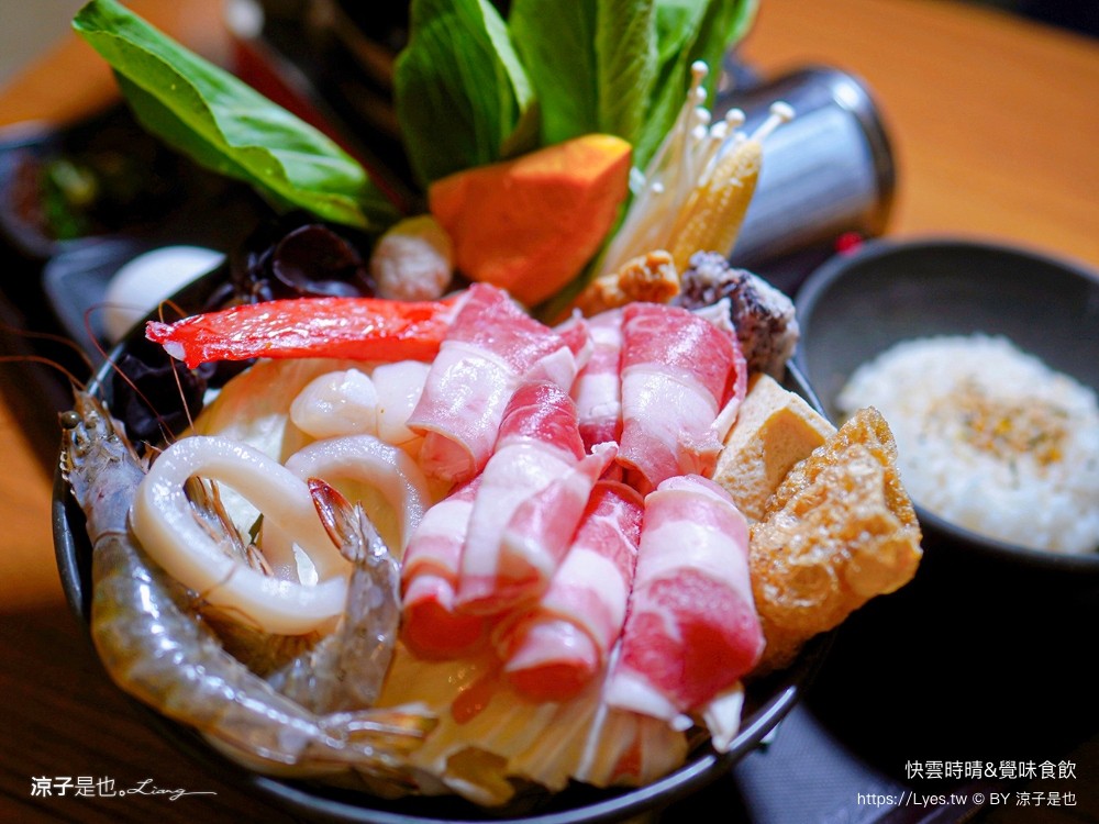 快雲時晴 覺味食飲 菜單 台南景觀餐廳 台南白河 夜景咖啡館 夕陽黃昏 台南夜景 訂位 預約制