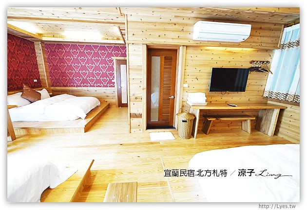 宜蘭民宿-北方札特(古堡館房間篇)-充滿木頭香氣的宜蘭城堡民宿
