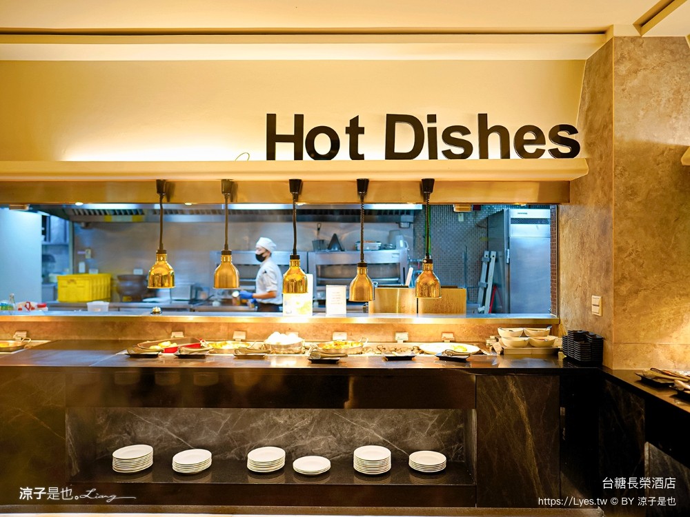 長榮飯店台南 台糖長榮酒店 台南住宿 高鐵假期 長榮桂冠自助餐 優惠 游泳池飯店 長榮早餐 評價 親子 遊戲室