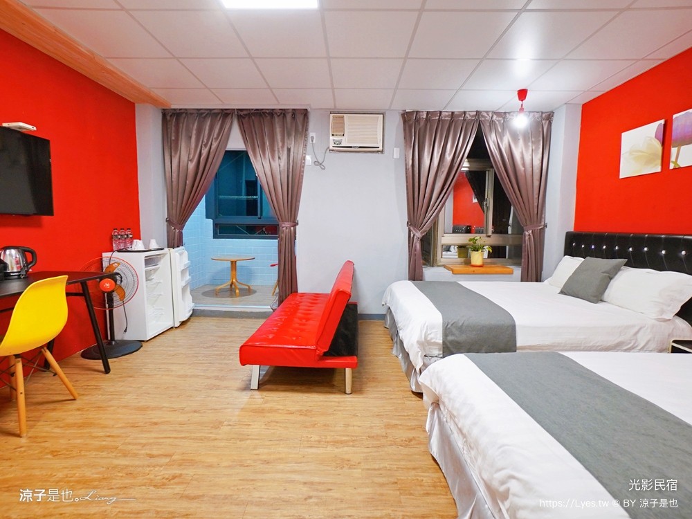 光影民宿 嘉義住宿推薦 布袋民宿 房型 雙人房 四人房 背包客