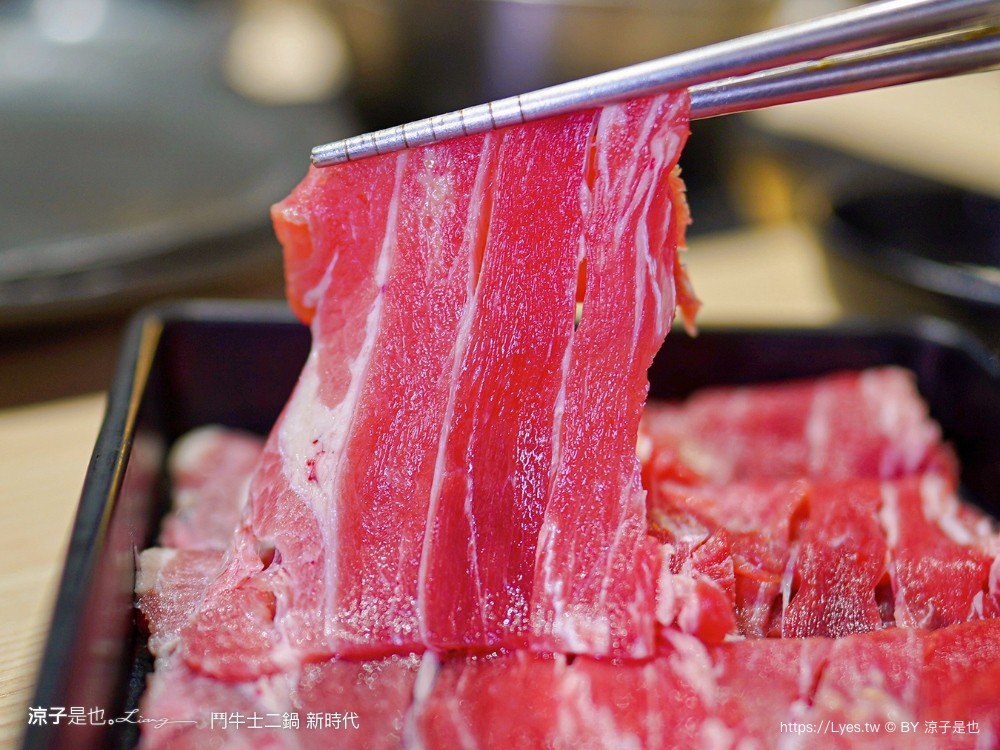 鬥牛士二鍋 菜單價位 台中 火鍋吃到飽 壽喜燒 台中新時代餐廳 生日 訂位 cp值 平價火鍋