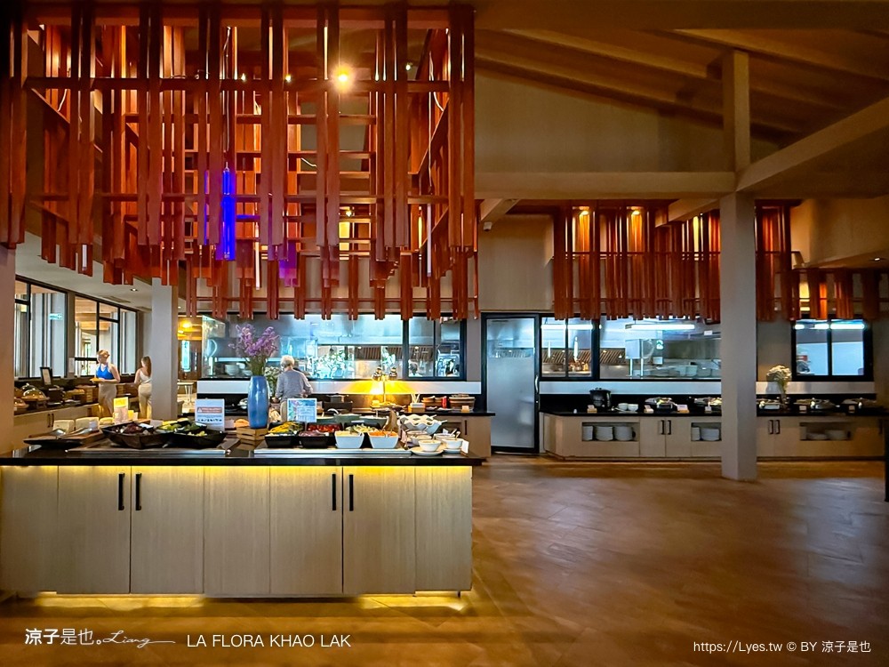 la flora khao lak 泰國攀牙 飯店推薦 泳池住宿 泰國五星級飯店 海景 沙灘 考拉 渡假村推薦