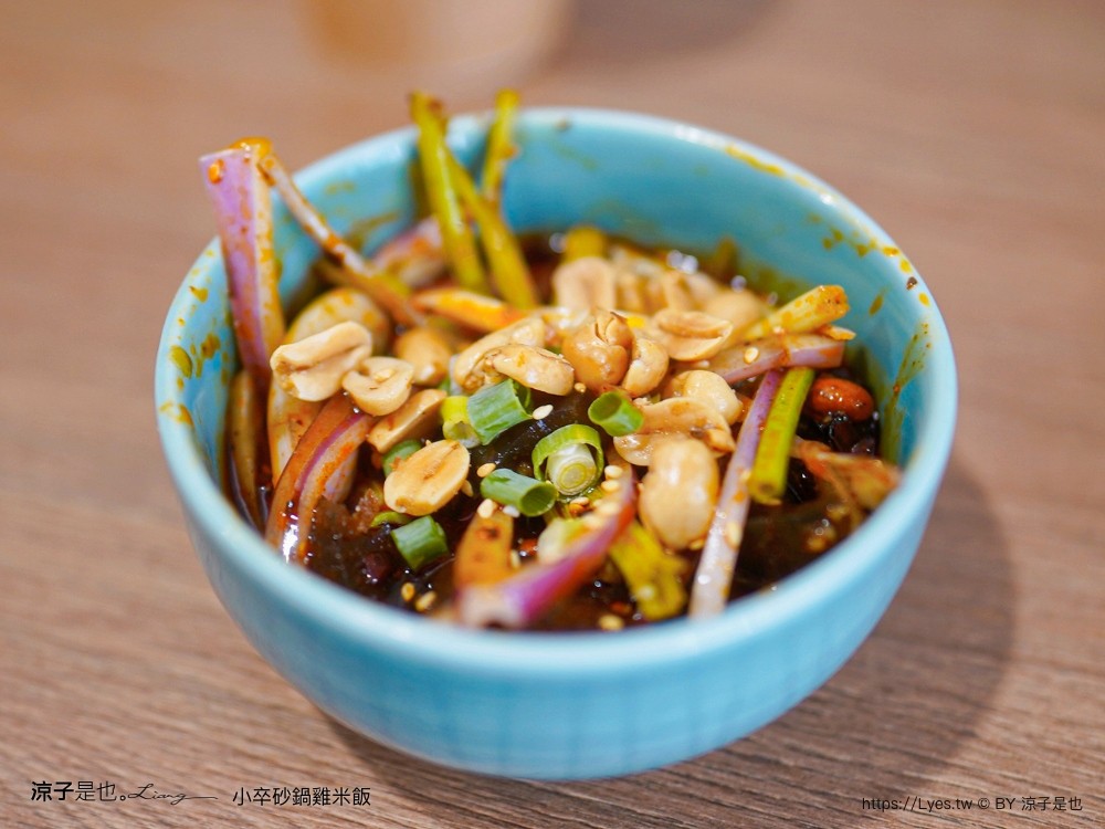 小卒砂鍋雞米飯 菜單 台中美食 個人酸菜魚 這鍋飯有點強 台中北區餐廳 麻辣鍋