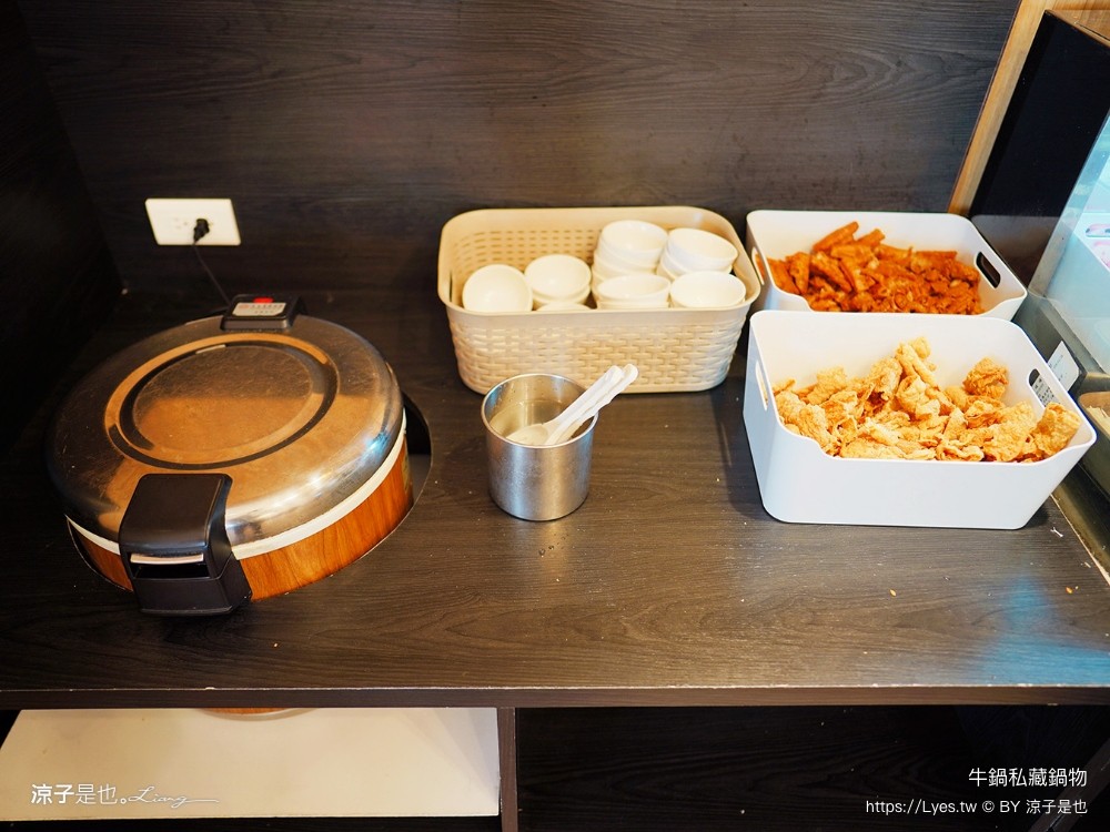 牛鍋私藏鍋物 菜單 文心路火鍋 台中捷運美食 文心櫻花站餐廳 台中火鍋吃到飽