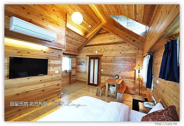 宜蘭民宿-北方札特(古堡館房間篇)-充滿木頭香氣的宜蘭城堡民宿