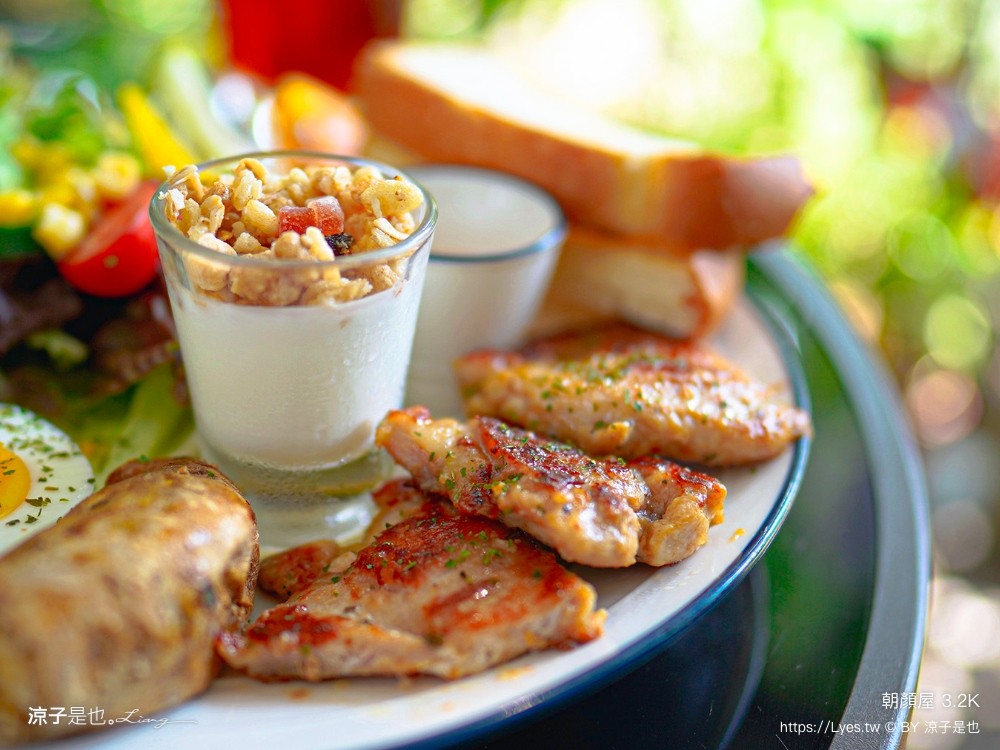 朝顏屋32k 菜單 桃園早午餐 桃園咖啡館 森林系溫室餐廳 披薩 桃園下午茶 隱藏版 貝果 停車 鐵路咖啡