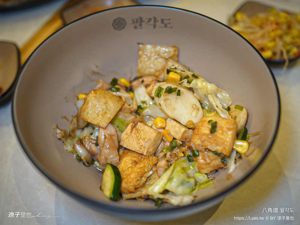 八角道 菜單 台中公益路餐廳 韓國 首爾釜山 連鎖烤雞店 開幕 韓式燒肉 韓式料理 韓式豆腐鍋