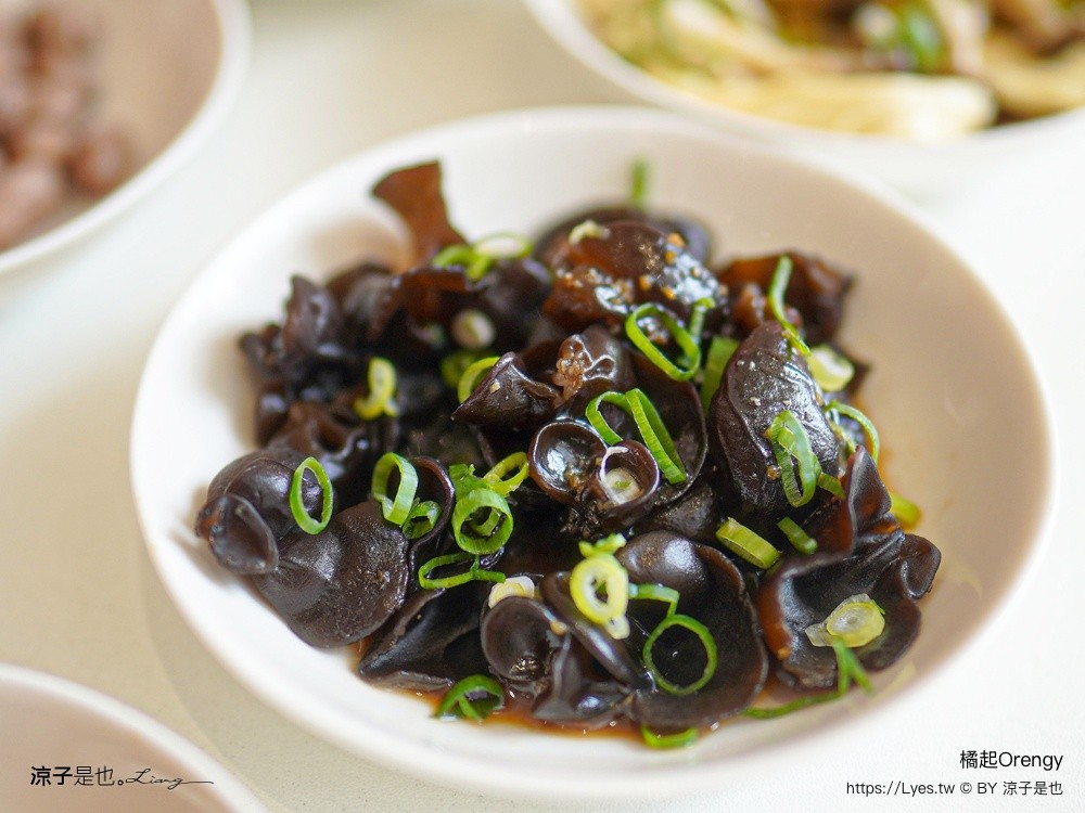 橘起Orengy 橘起 Orengy 台中南屯美食 橘起麵食 橘起菜單 老鴨粉絲 蘭州牛肉麵 平價麵店 大墩路餐廳 櫻桃鴨湯麵 清燉牛肉麵