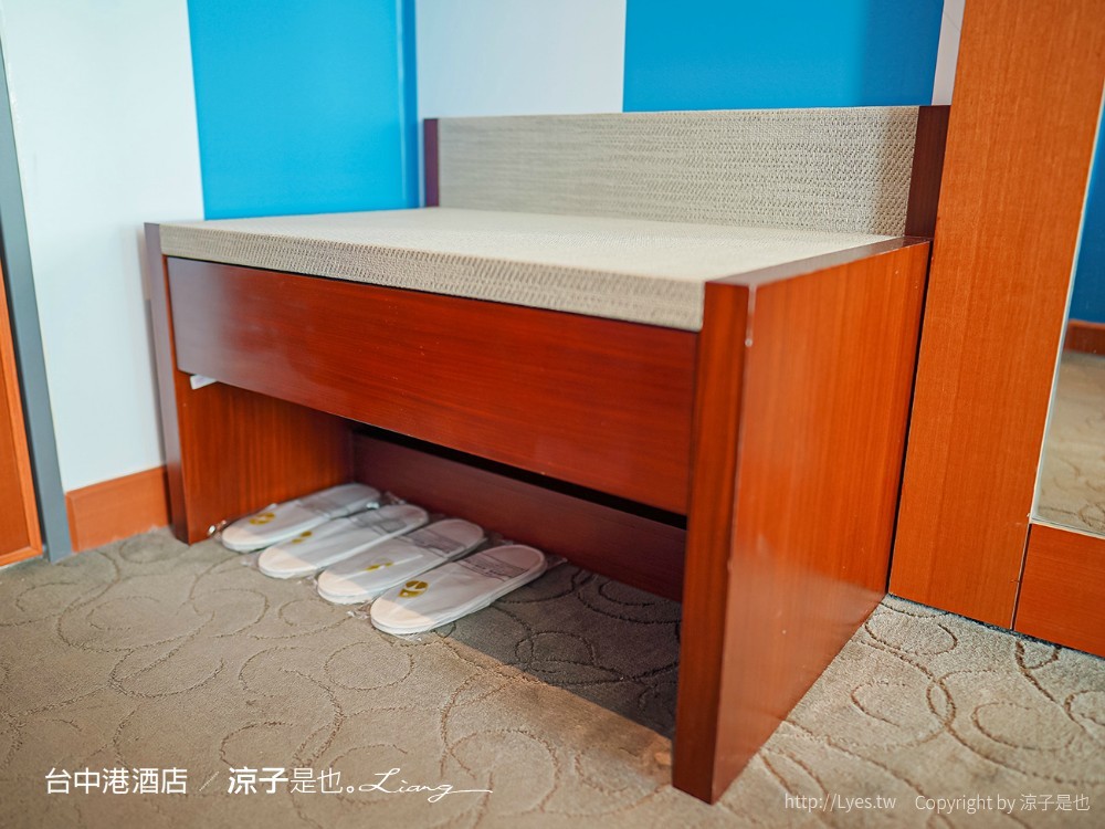 台中港酒店 台中親子飯店 梧棲住宿 海洋親子房、兒童遊戲室 汽車跑道 早餐自助吧吃到飽