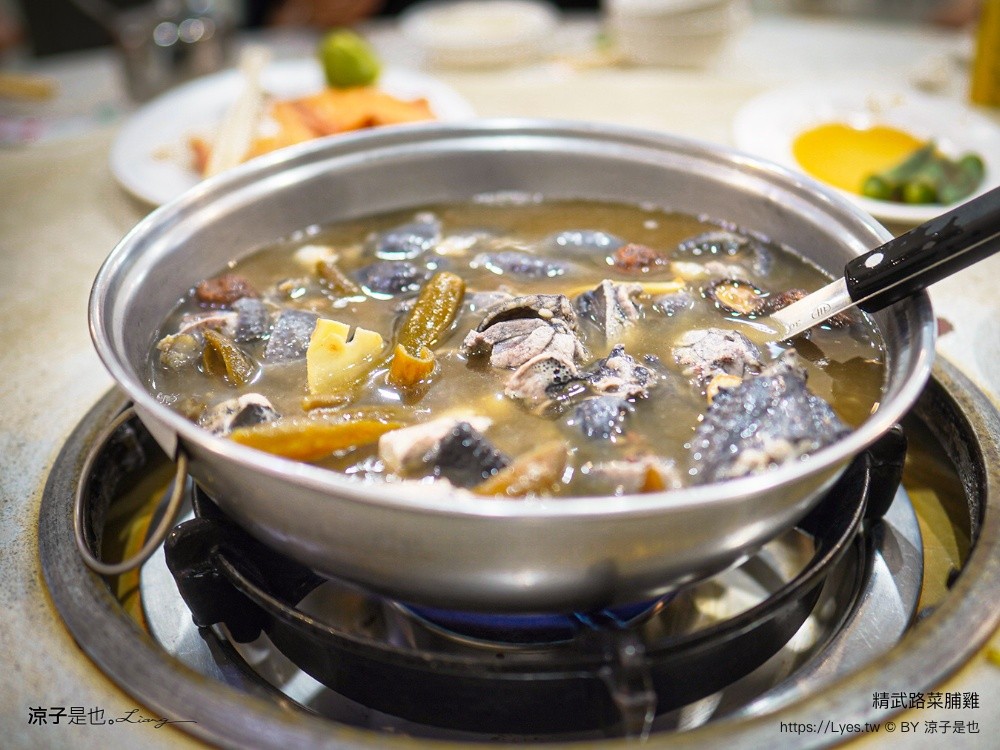 精武路菜脯雞 台中美食 台中快炒餐廳 台中合菜 台中熱炒 菜脯雞湯