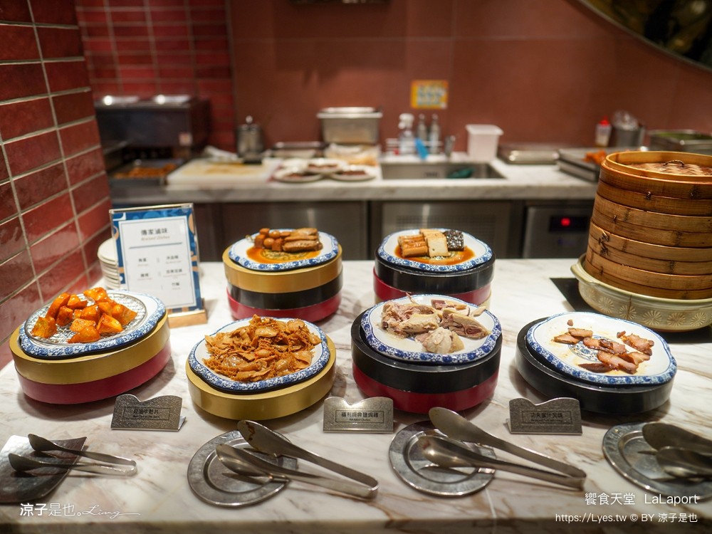 饗食天堂 lalaport 台中吃到飽推薦 必吃料理 台中美食 吃到飽餐廳 buffet 價位 牛排 生魚片 甜點