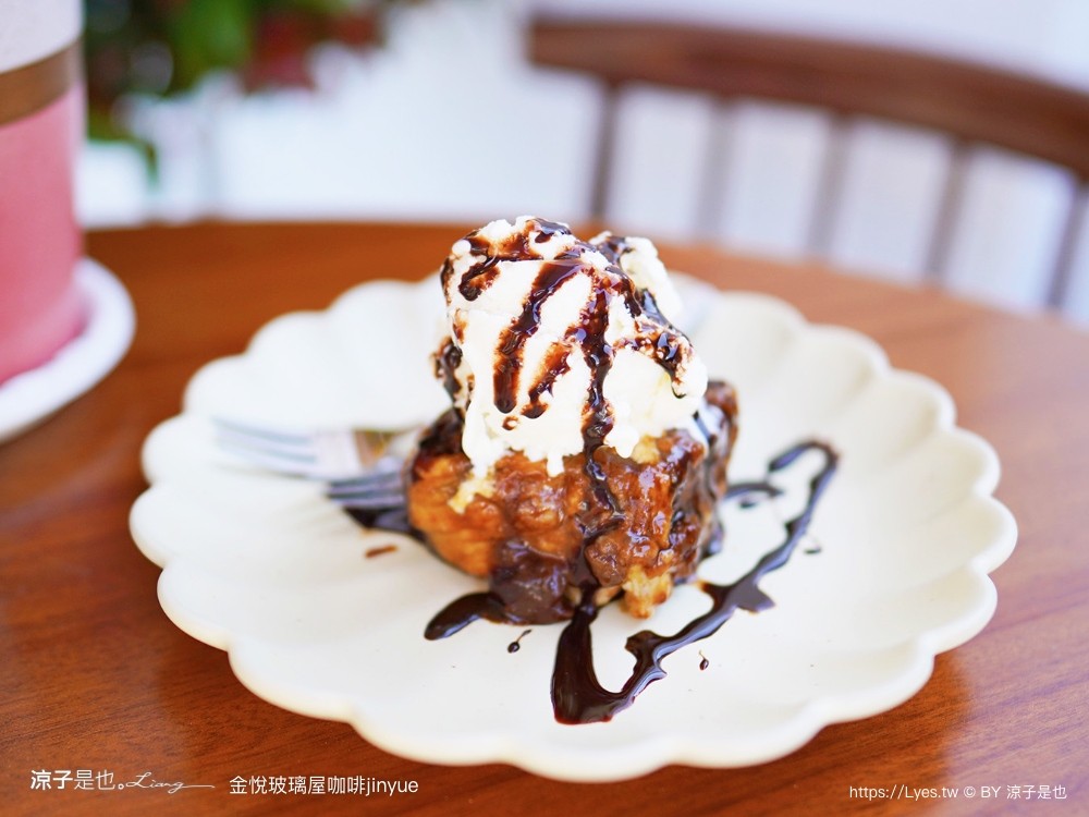 金悅玻璃屋咖啡 jinyue 菜單 南投甜點美食 埔里咖啡館 牛棚咖啡廳 庭園咖啡 彩色鑲嵌玻璃