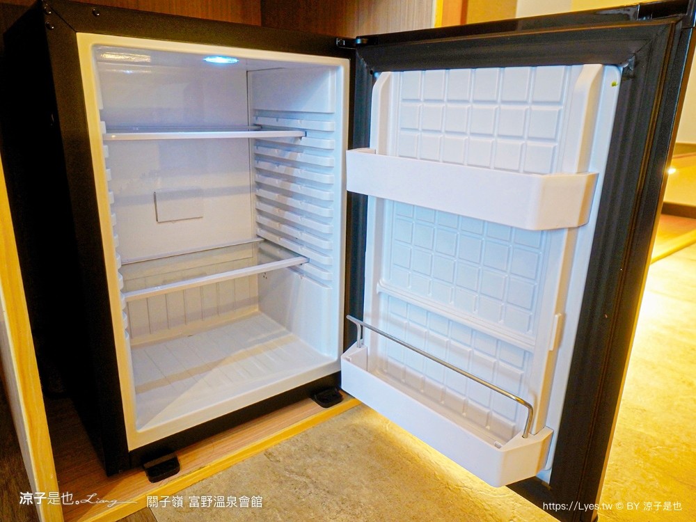 關子嶺富野溫泉會館 台南溫泉飯店 泥漿溫泉 台南住宿 房價優惠 房型 早餐 開幕 關子嶺泡湯 大眾泡湯池 游泳池 親子家庭房