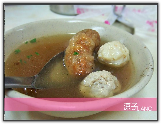 黑肉麵 排骨飯06