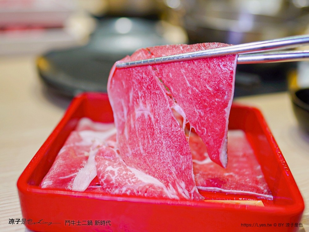 鬥牛士二鍋 菜單價位 台中 火鍋吃到飽 壽喜燒 台中新時代餐廳 生日 訂位 cp值 平價火鍋