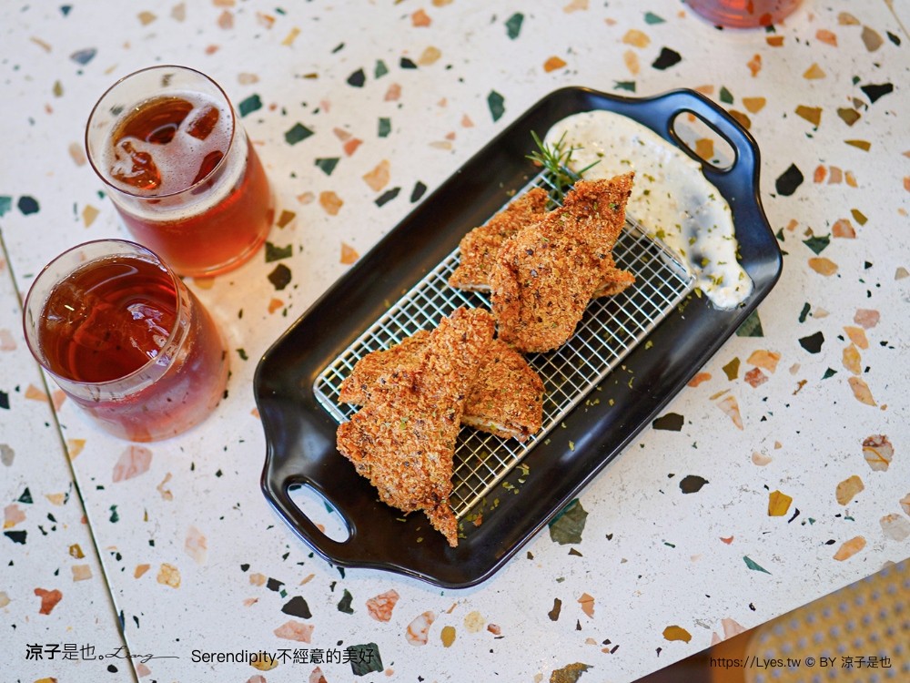 serendipity 不經意的美好 菜單 台南美食 蝸牛巷餐廳 老宅 朱熹漢堡 新品牌 小吃 義大利麵