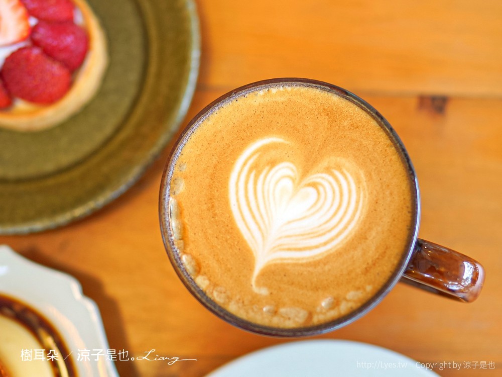 樹耳朵 菜單 台南關仔嶺 甜點咖啡館 景觀餐廳 白河 檸檬塔 假日限定 森林系
