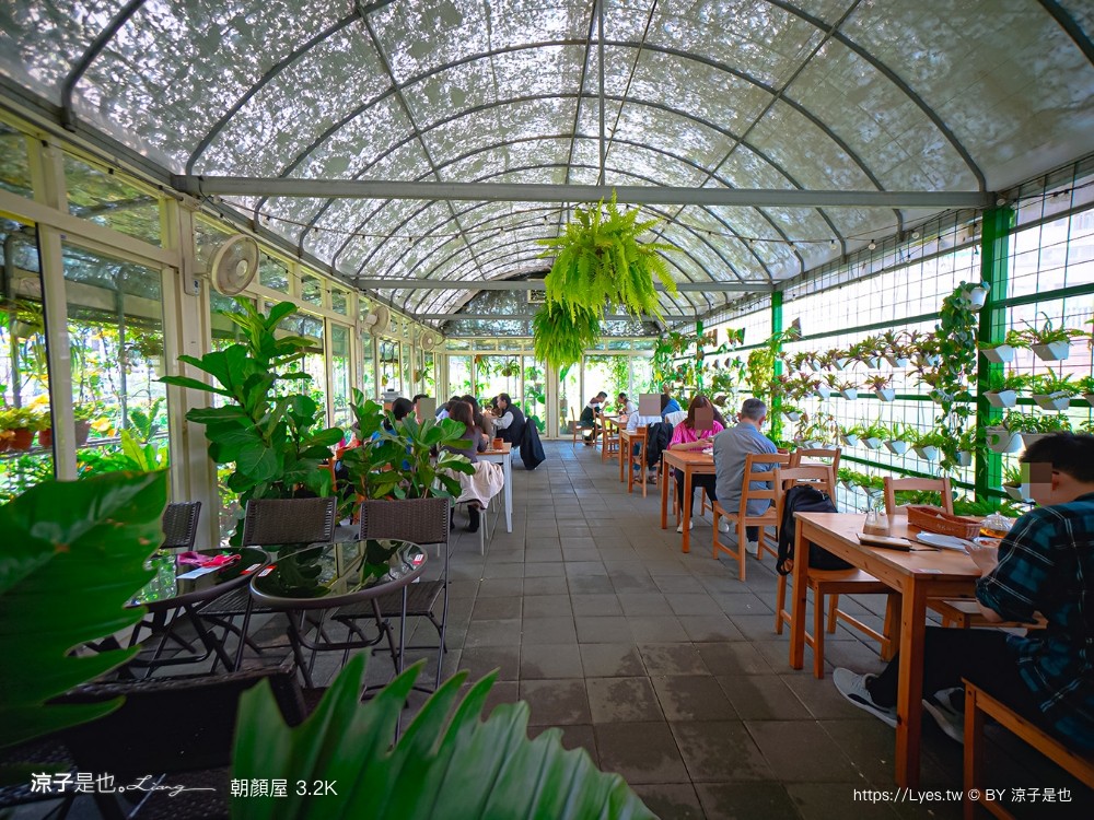 朝顏屋32k 菜單 桃園早午餐 桃園咖啡館 森林系溫室餐廳 披薩 桃園下午茶 隱藏版 貝果 停車 鐵路咖啡