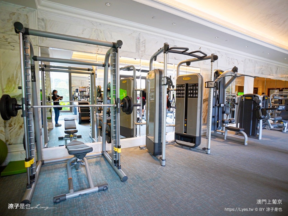 上葡京綜合度假村 澳門飯店推薦 澳門 上葡京酒店 位置 穿梭接泊巴士 早餐 自助山 buffet 泳池 房價 親子住宿 兒童設施