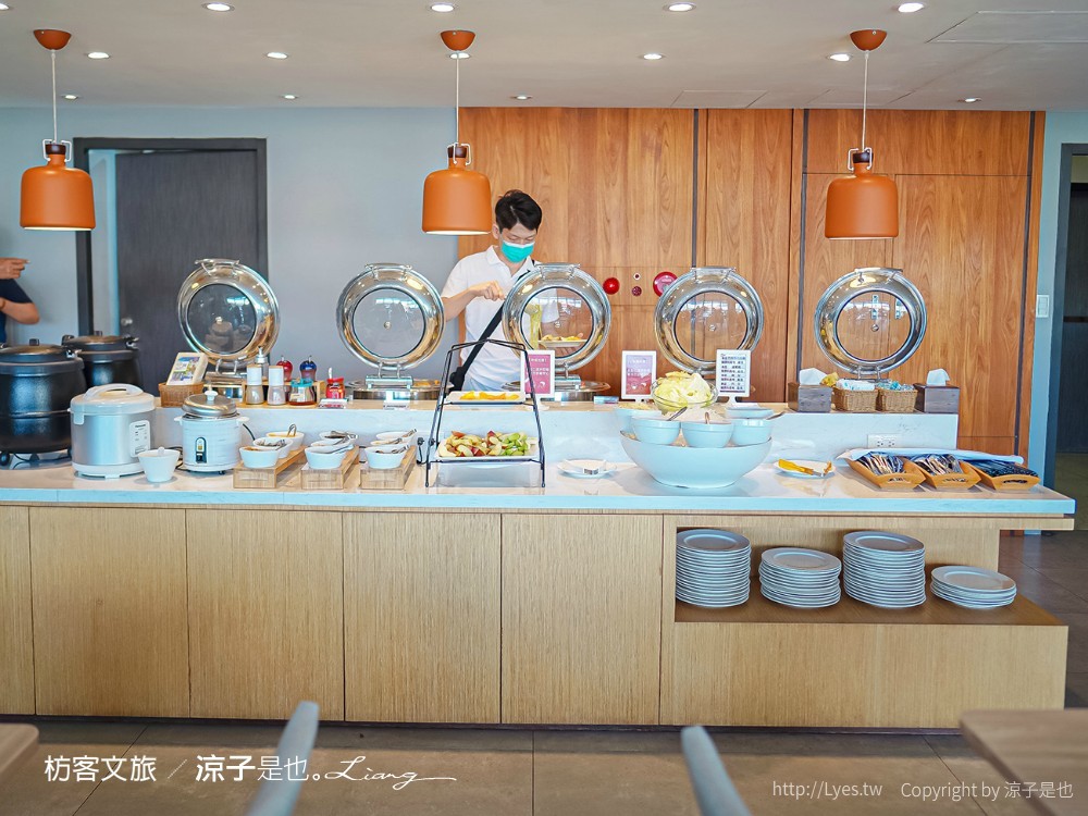 枋客文旅 屏東住宿推薦 早餐 無邊際泳池 星空酒吧 枋寮車站飯店 房型 優惠