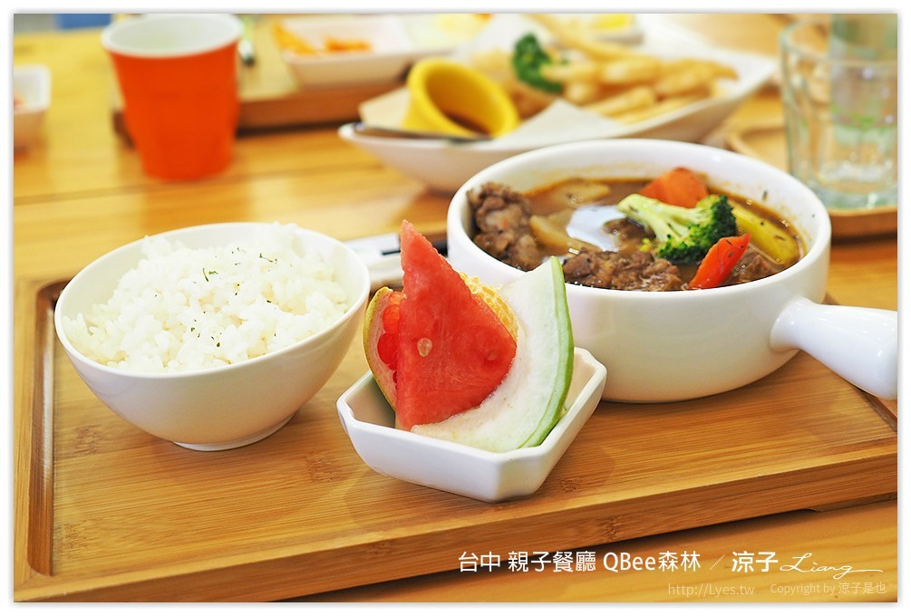 台中親子餐廳-QBee森林 親子餐廳真是個溜小孩的好地方^^(已歇業)