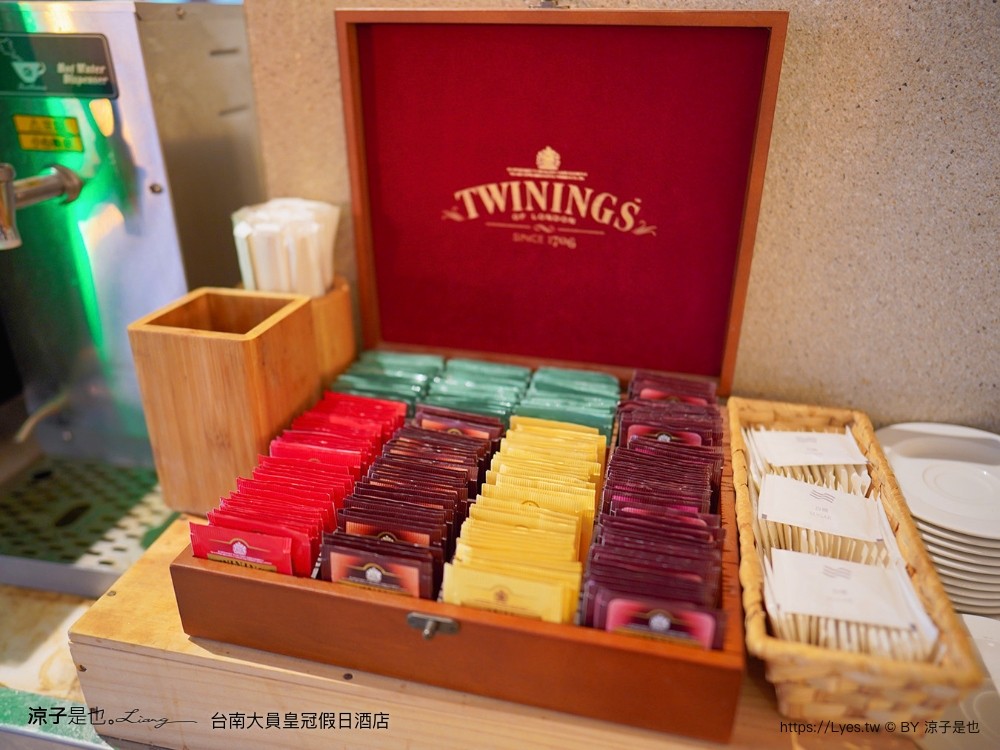 台南 大員皇冠假日酒店 台南安平住宿 親子飯店 泳池 安平 早餐 自助餐 海景房