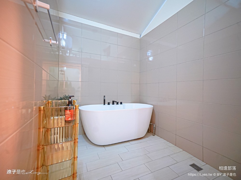 相逢部落 南投豪華露營 價位 懶人露營 一泊三食 調酒無限暢飲 和牛燒肉 龍蝦火鍋 訂房 評價