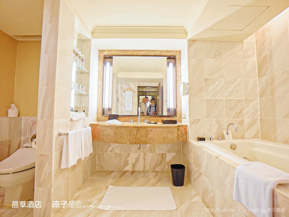 台北飯店-晶華酒店 買住宿送餐飲優惠 兒童遊戲室x浪漫星光泳池電影院 大班廊雅逸居開箱 享受城市親子輕旅行
