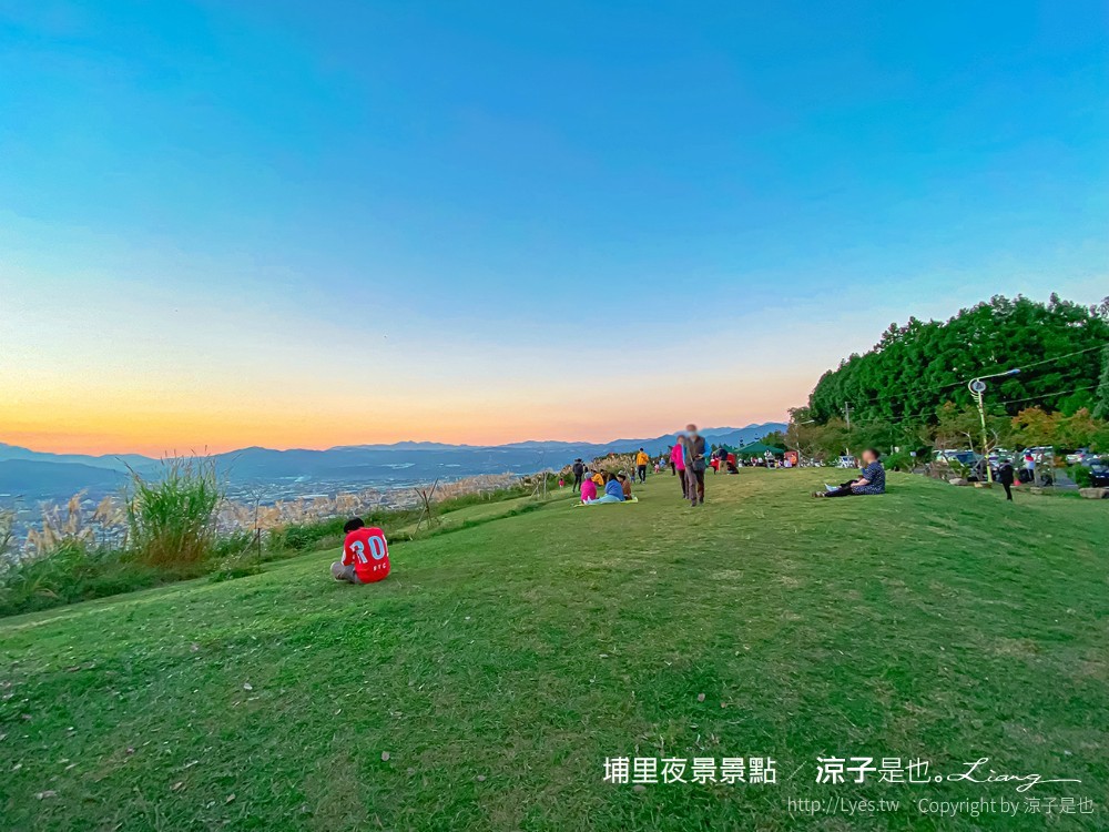 埔里景點 夜景 虎頭山觀景台 南投親子景點 埔里飛行傘基地 台灣地理中心碑