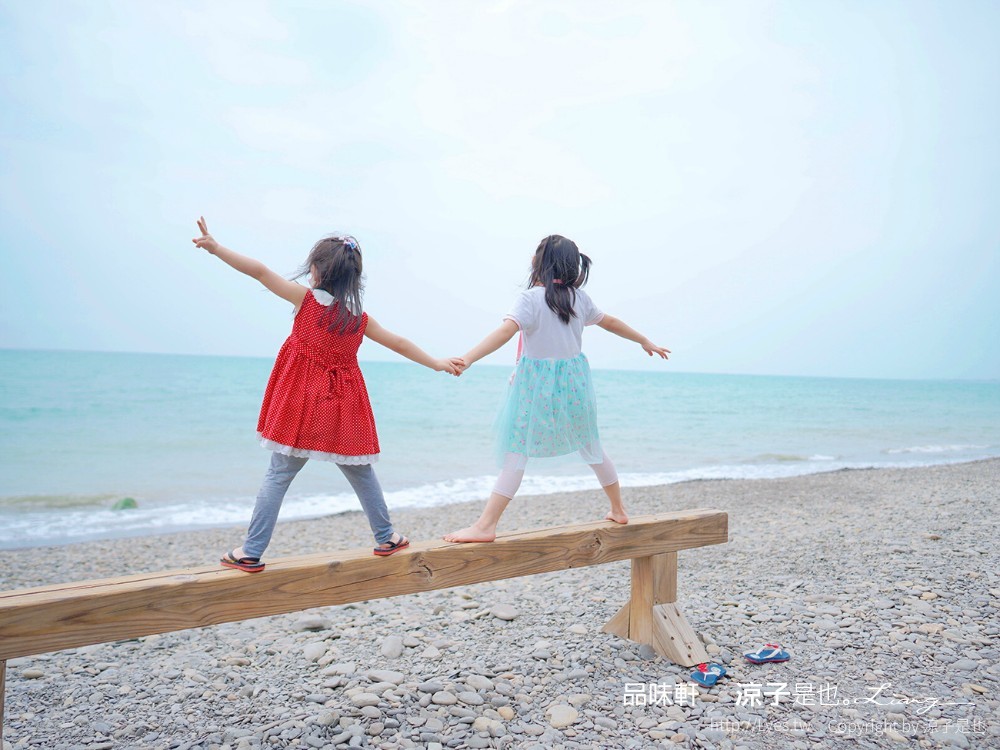 品味軒休息站 屏東枋山 海景免費景點 天空之鏡 網美鞦韆 天堂階梯 別有洞天咖啡館 魔幻咖啡