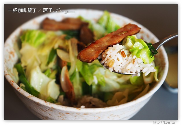 墾丁-一杯咖啡 恆春平價的泰式料理美食餐廳