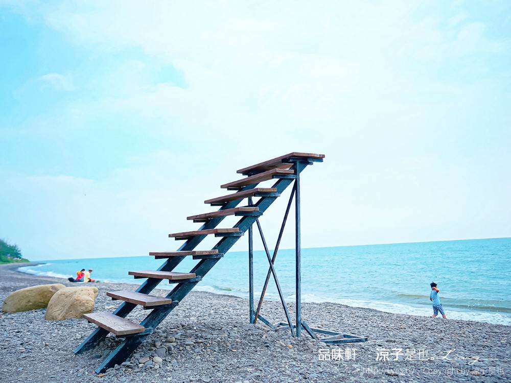品味軒休息站 屏東枋山 海景免費景點 天空之鏡 網美鞦韆 天堂階梯 別有洞天咖啡館 魔幻咖啡
